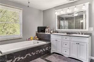 155 Ridgewood Blvd, Belpre, OH 45714 - Photo 38