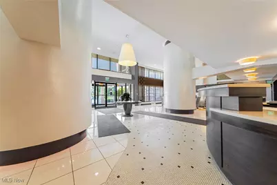 12900 Lake Avenue #214, Oakwood, OH 44107 - Photo 4