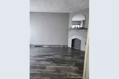 1818 Knowles Avenue, East Cleveland, OH 44112 - Photo 2