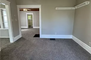 2134 7th St SW, Akron, OH 44314 - Photo 4