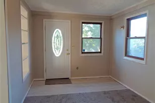 2134 7th St SW, Akron, OH 44314 - Photo 2