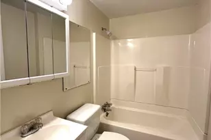 2134 7th St SW, Akron, OH 44314 - Photo 12