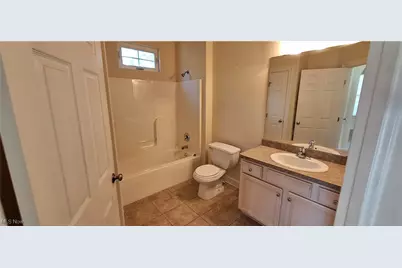 26736 Rue Saint Anne Court, Warrensville Heights, OH 44128 - Photo 4