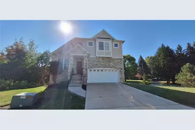 26736 Rue Saint Anne Court, Warrensville Heights, OH 44128 - Photo 1