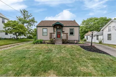 3130 Lincoln Way W, Massillon, OH 44647 - Photo 1