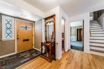 3153 Eastwick Drive, Cleveland Heights, OH 44118 - Photo 4