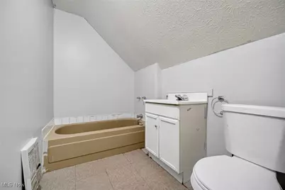 1558 Ivydale Road, Loveland, OH 44118 - Photo 22