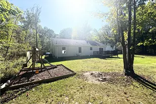 2073 S Park Ln, Roaming Shores, OH 44084 - Photo 6