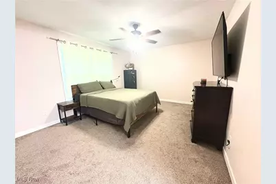 2073 S Park Lane, Roaming Shores, OH 44084 - Photo 16