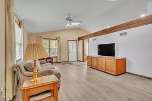 233 Marion Ave, Akron, OH 44312 - Photo 6