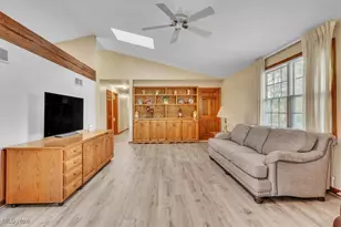 233 Marion Ave, Akron, OH 44312 - Photo 8