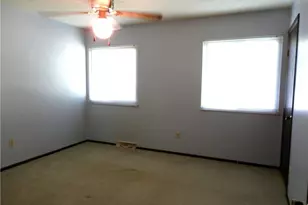 37818 Lakeshore Blvd, Eastlake, OH 44095 - Photo 14