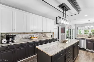 1573 Lancaster SE, Canton, OH 44709 - Photo 18