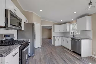 8929 Falcon Dr, Streetsboro, OH 44241 - Photo 6