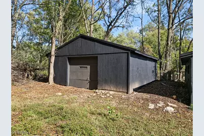 1043 Krumroy Road, Akron, OH 44306 - Photo 32