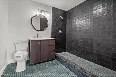 1043 Krumroy Road, Akron, OH 44306 - Photo 18