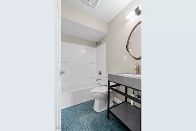 1043 Krumroy Road, Akron, OH 44306 - Photo 22