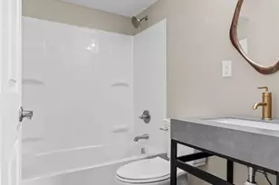 1043 Krumroy Rd, Akron, OH 44306 - Photo 22