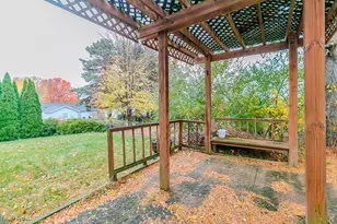 321 Parkway Blvd, Madison, OH 44057 - Photo 32