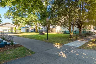 303-1/2 Ingleside Ave, Marietta, OH 45750 - Photo 12