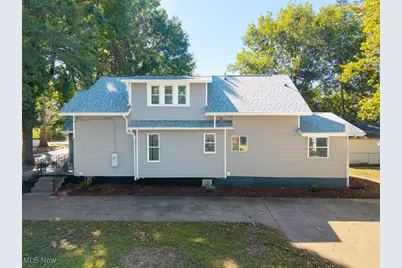 303-1/2 Ingleside Avenue, Marietta, OH 45750 - Photo 6