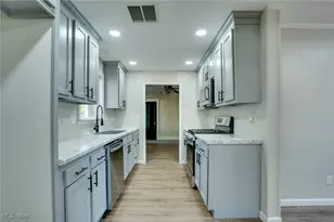 303-1/2 Ingleside Ave, Marietta, OH 45750 - Photo 24