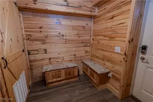 5919 Lake Rd W, Ashtabula, OH 44004 - Photo 20