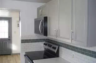 1270 E 362nd St, Eastlake, OH 44095 - Photo 4