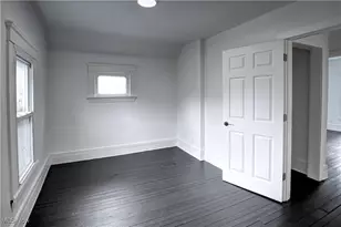 9605 Baltic Rd, Loveland, OH 44102 - Photo 16