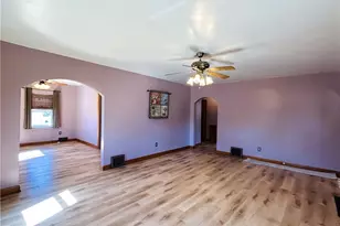 141 Cleveland Rd, Weirton, WV 26062 - Photo 4