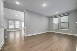 8896 Firethorne Dr, Columbia Station, OH 44028 - Photo 8