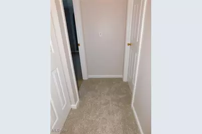 1246 W Maple Street #4A, North Canton, OH 44720 - Photo 16