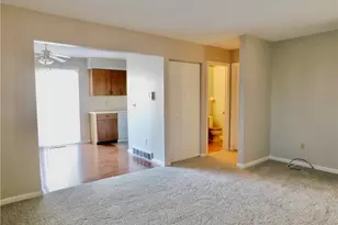 1246 W Maple St, North Canton, OH 44720 - Photo 8