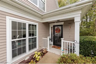 5277 Spruce Pointe Lane, Brunswick, OH 44212 - Photo 4