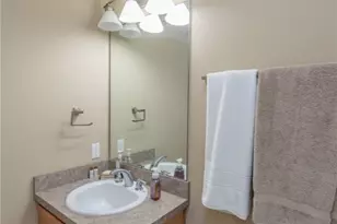 5277 Spruce Pointe Ln, Brunswick, OH 44212 - Photo 20