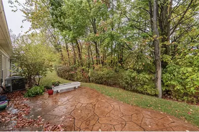 5277 Spruce Pointe Lane, Brunswick, OH 44212 - Photo 6