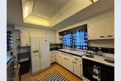 112 Parshall Avenue, St Clairsville, OH 43950 - Photo 8