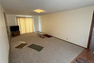 1952 Dunn Rd, East Liverpool, OH 43920 - Photo 10