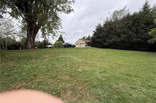 2440 Fisher Rd, East Liverpool, OH 43920 - Photo 4