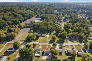 703 Perry Dr NW, Canton, OH 44708 - Photo 2