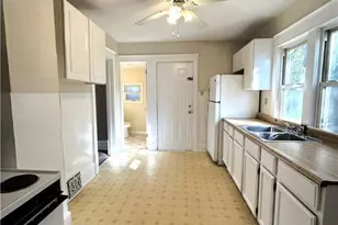 773 Montana Ave, Akron, OH 44314 - Photo 6