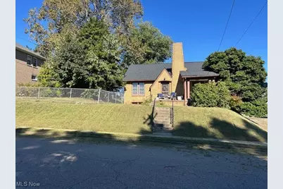 1321 Wheeling Avenue, Zanesville, OH 43701 - Photo 1