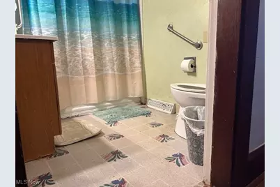 1321 Wheeling Avenue, Zanesville, OH 43701 - Photo 8