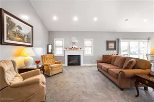 963 St Brendan Dr, Canal Fulton, OH 44614 - Photo 10