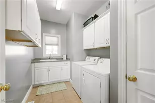 963 St Brendan Dr, Canal Fulton, OH 44614 - Photo 20