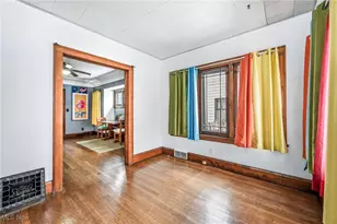 15 S Portland Ave, Youngstown, OH 44509 - Photo 6