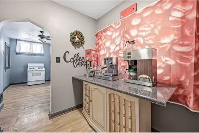 15 S Portland Avenue, Youngstown, OH 44509 - Photo 10