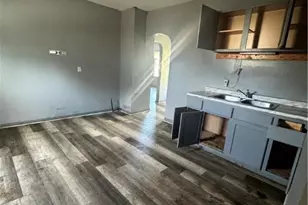 5806 Fleet Ave, Loveland, OH 44105 - Photo 2