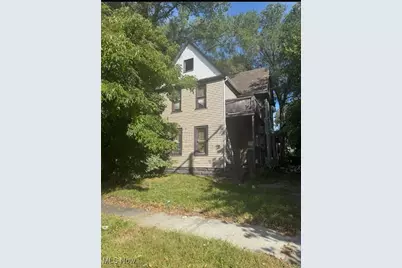 2221 E 76th Street, Loveland, OH 44103 - Photo 1