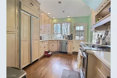 14575 Shaker Boulevard, Huber Heights, OH 44120 - Photo 8